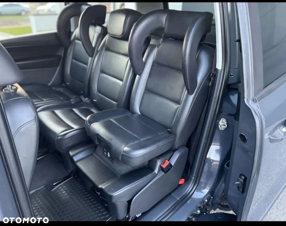 Volkswagen Sharan 2.0 TDI Highline DSG - 11