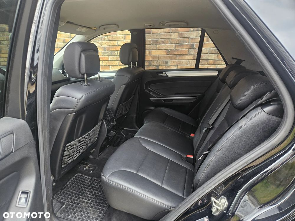 Mercedes-Benz ML - 9