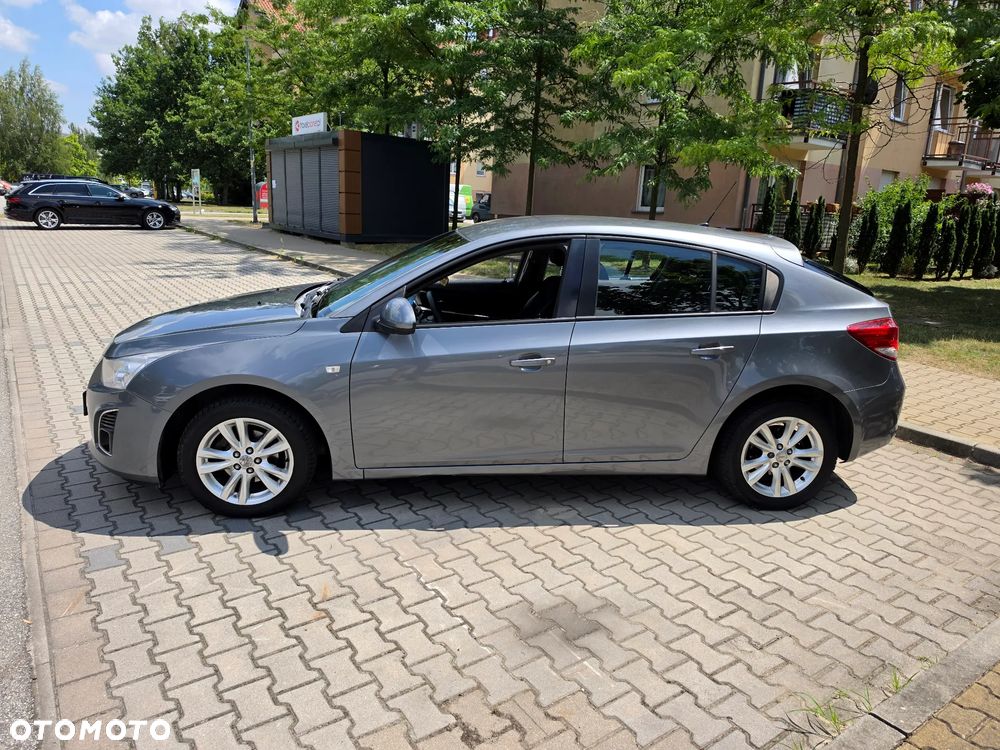 Chevrolet Cruze - 9