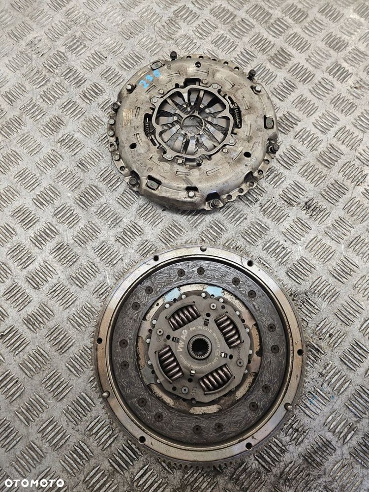 Volkswagen OE 04L141015D zestaw sprzęgieł - 3