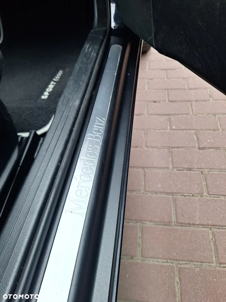 Mercedes-Benz Klasa C 180 Kompressor Sport Edition - 9