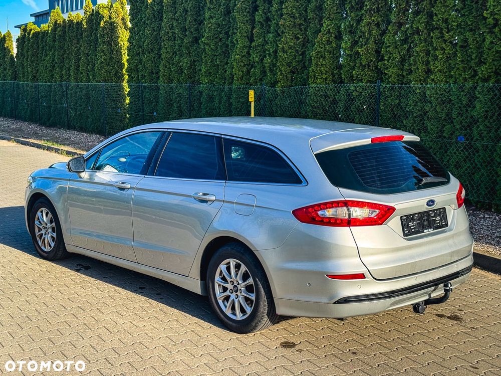 Ford Mondeo 2.0 TDCi Titanium PowerShift - 11