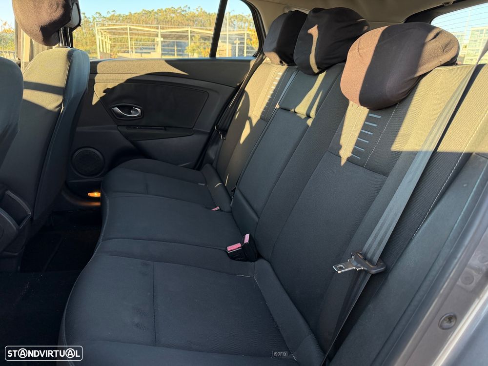 Renault Mégane Sport Tourer 1.5 dCi Confort - 13