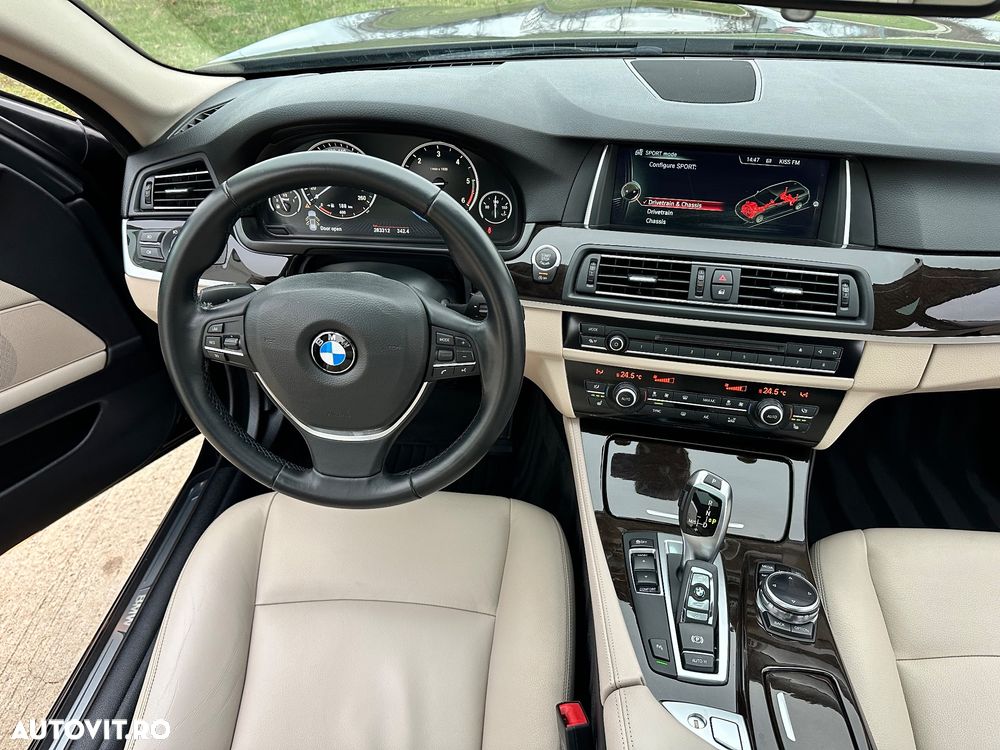 BMW Seria 5 520d Touring Aut. Luxury Line - 12