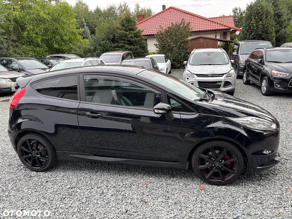 Ford Fiesta 1.6 EcoBoost ST - 9