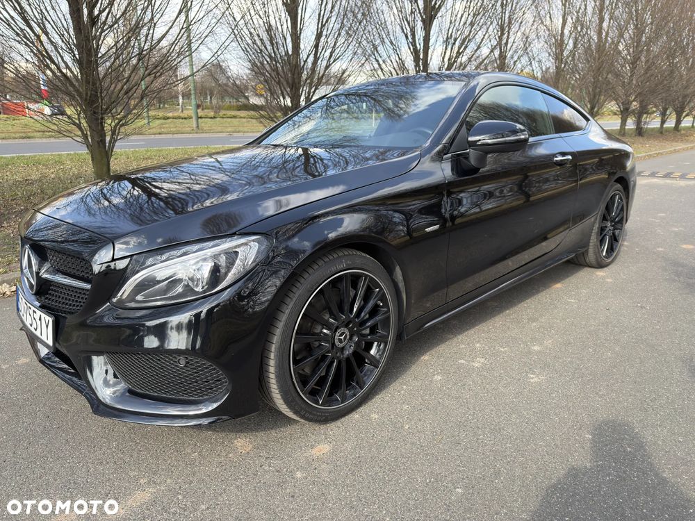Mercedes-Benz Klasa C 300 9G-TRONIC Night Edition - 3