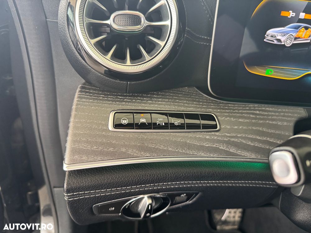 Mercedes-Benz AMG GT 43 4MATIC+ - 12