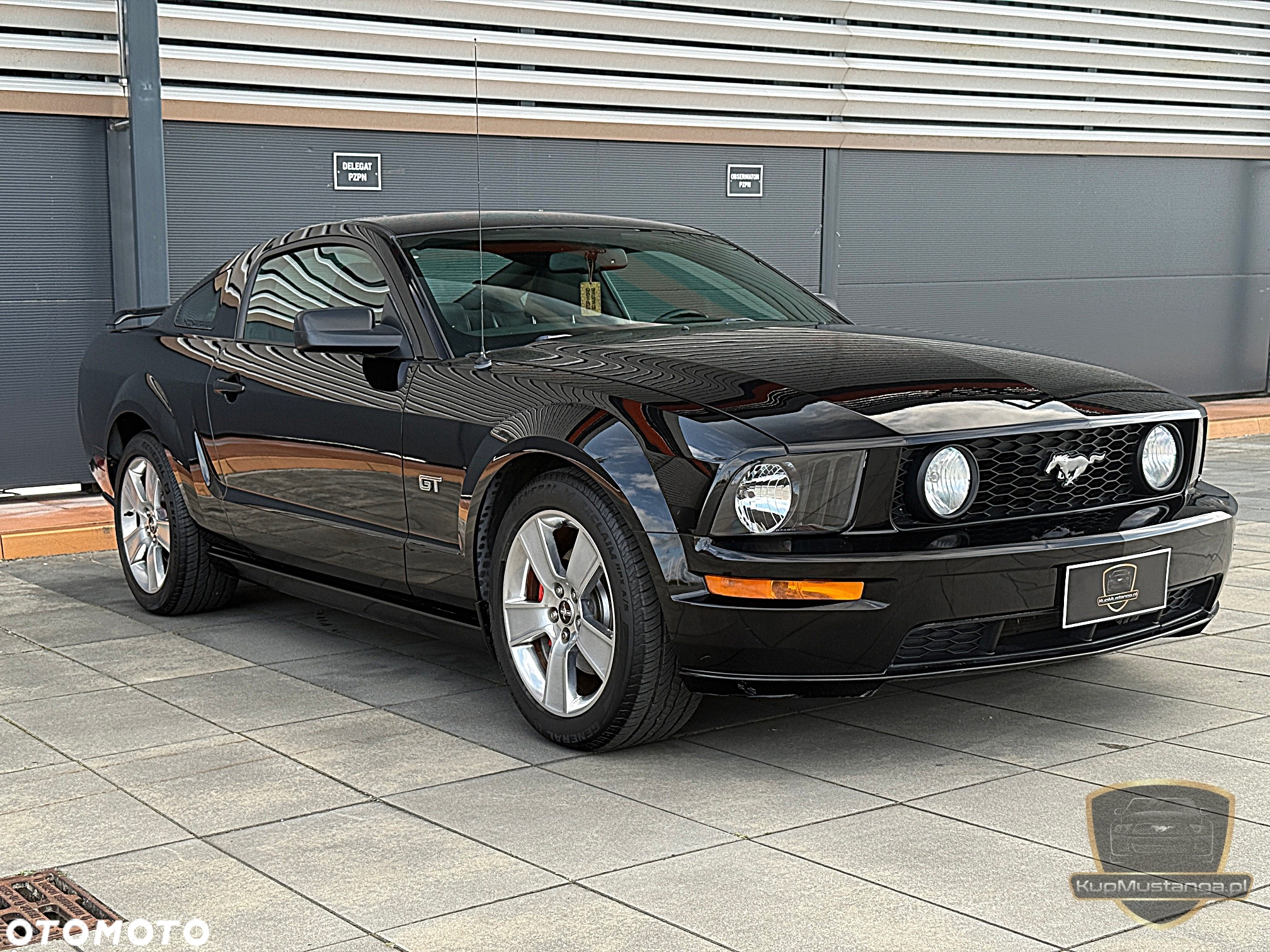 Ford Mustang - 15