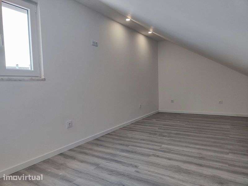 T2 Remodelado_Sarilhos Grandes_Despesas incuídas - Grande imagem: 5/7