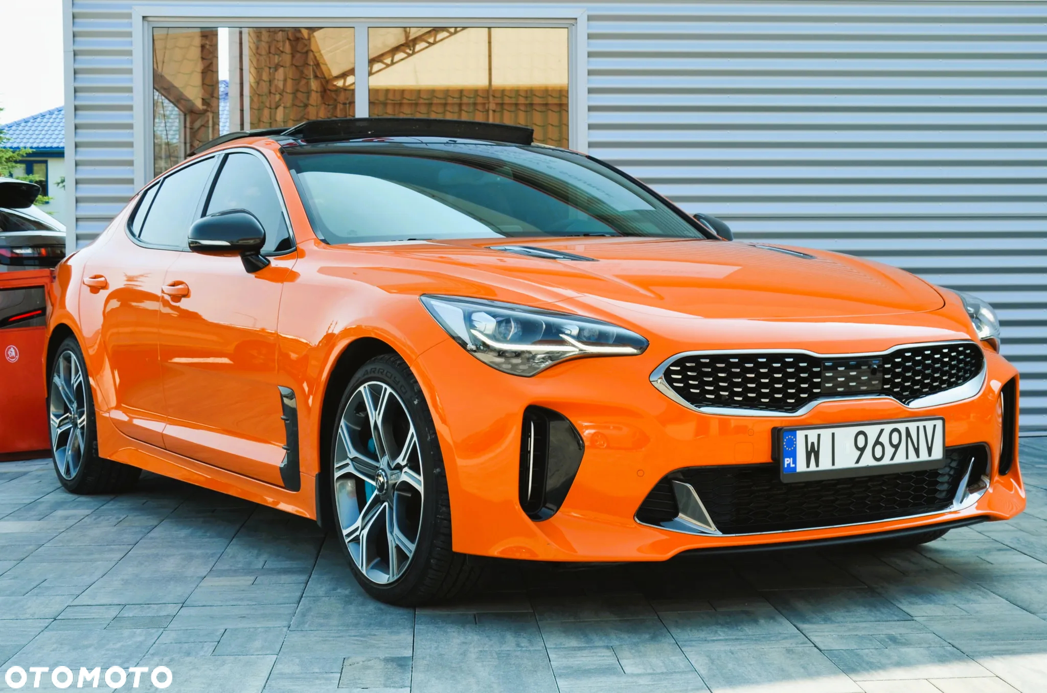 Kia Stinger - 4