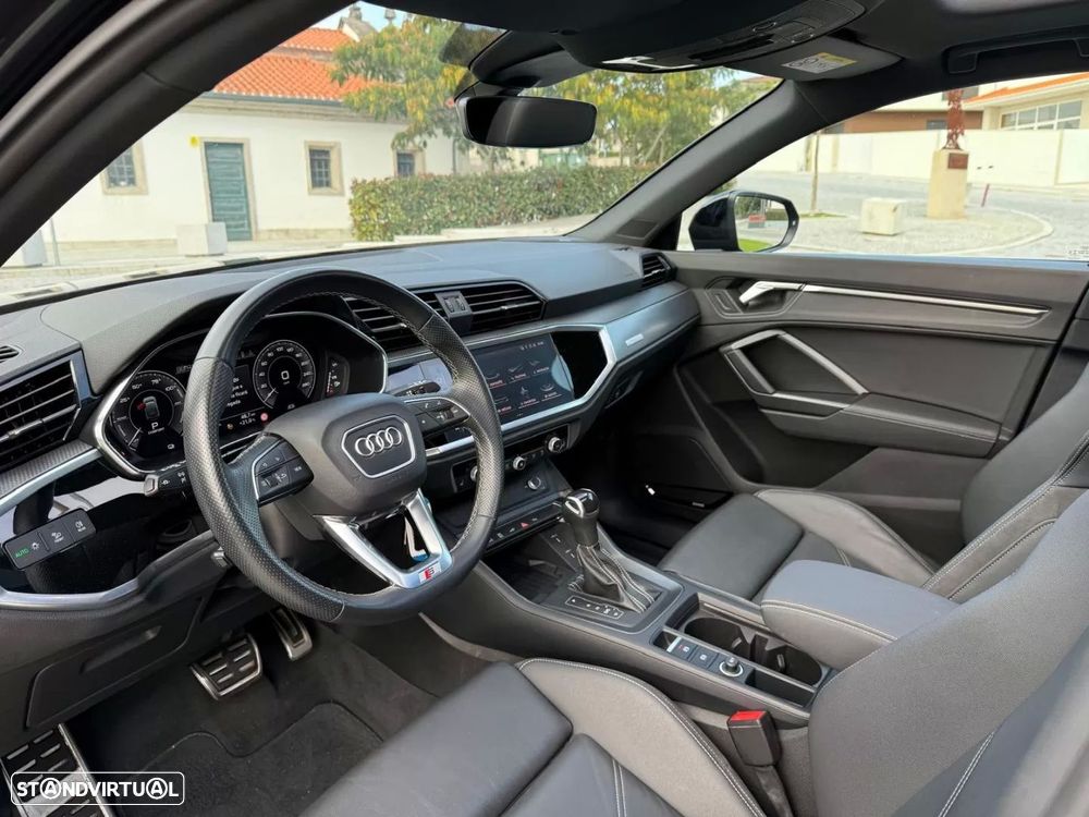 Audi Q3 45 TFSIe S tronic S line - 10