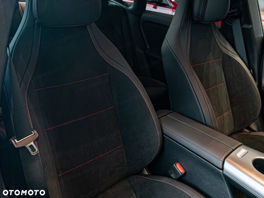 Mercedes-Benz CLA 200 mHEV 4-Matic 8G-DCT - 7