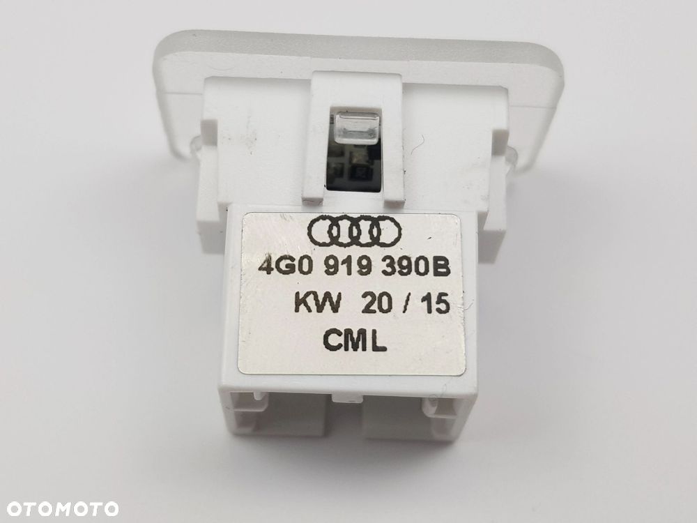 Oświetlenie Lampka wnętrza Ambiente Audi A6 S6 C7 4G0919390B - 10
