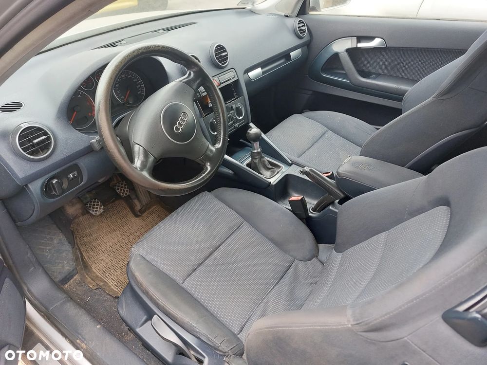 Zderzak AUDI A3 8P 2.0TDI 04R. maska,klapa,drzwi,lampy... - 6