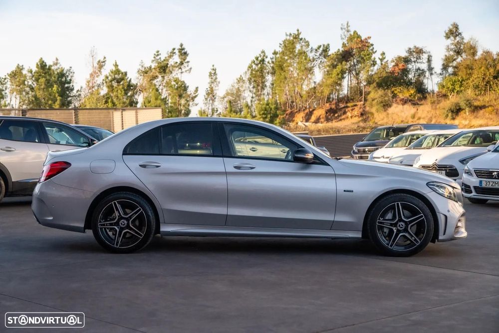 Mercedes-Benz C 300 de AMG Line - 11