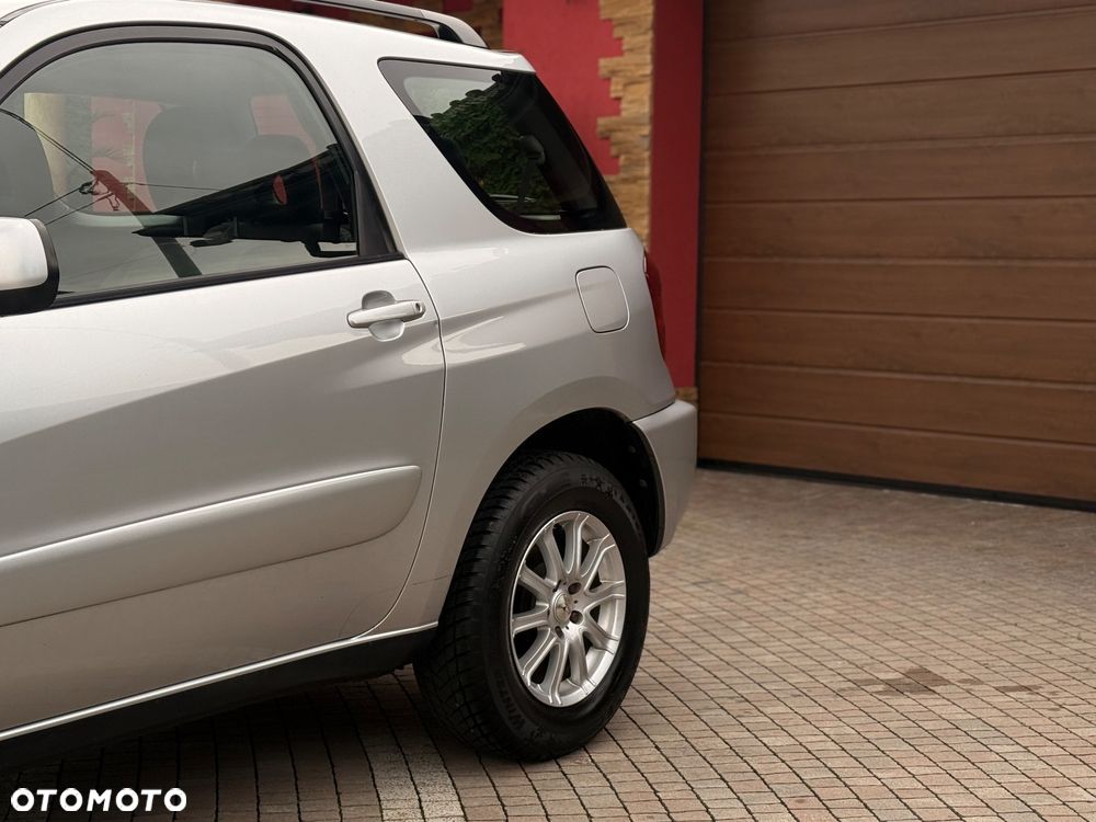Toyota RAV4 - 4