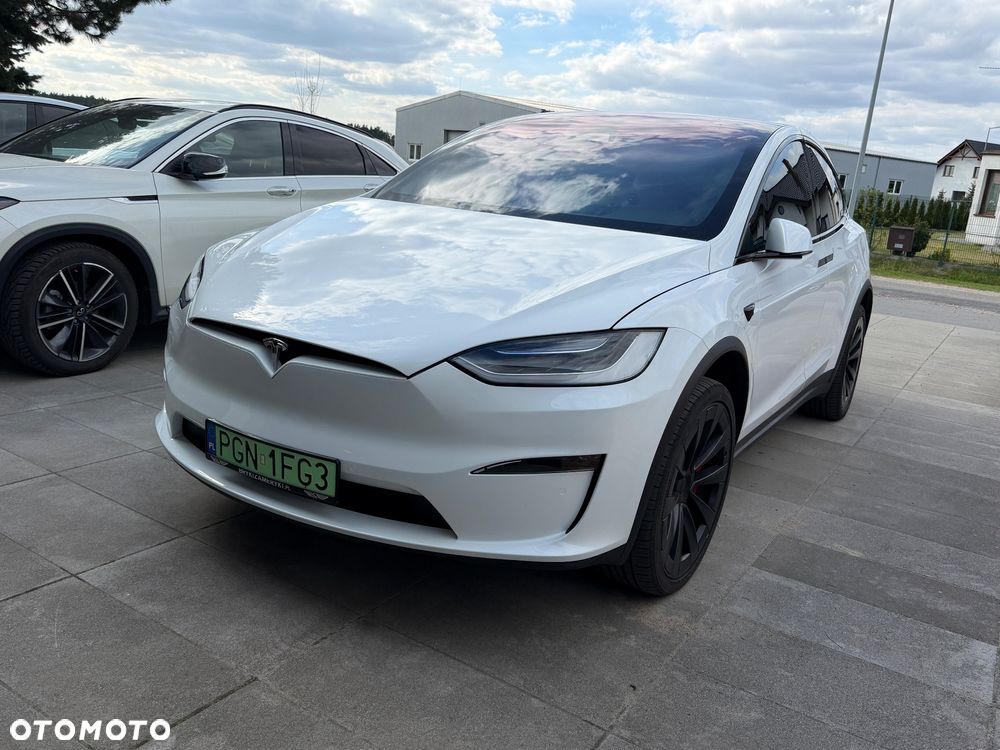 Tesla Model X - 2