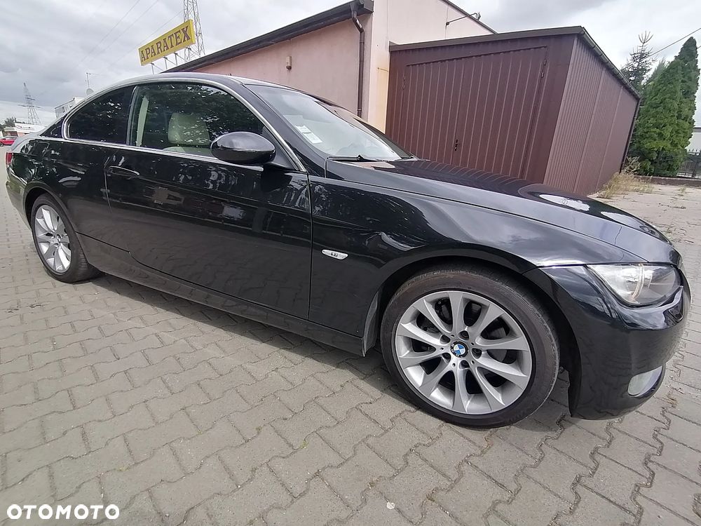 BMW Seria 3 320d Coupe - 6
