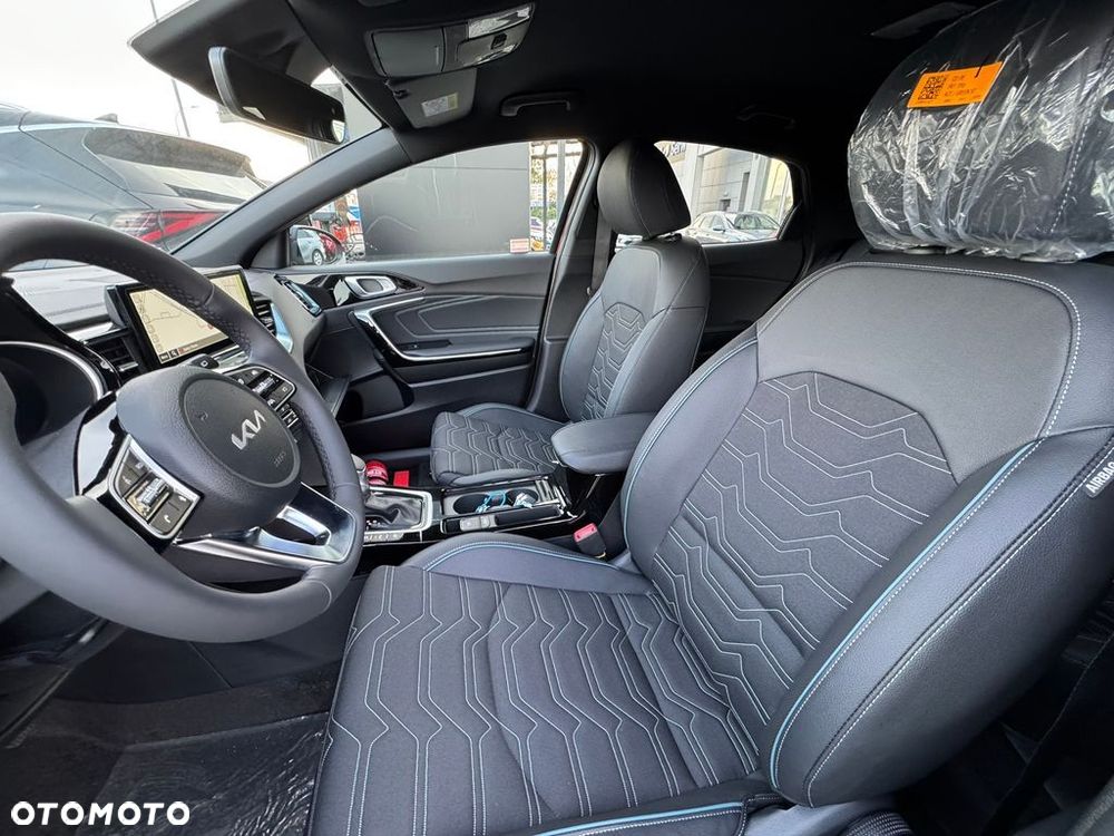 Kia XCeed 1.6 T-GDI Tribute DCT - 10