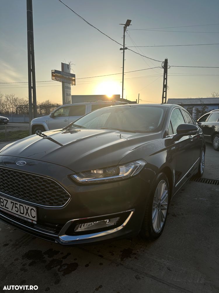 Ford Mondeo 2.0 HEV Vignale - 2