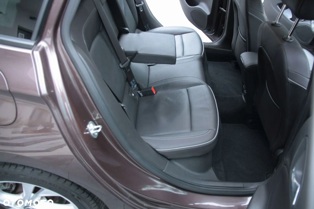 Opel Astra 1.6 CDTI Dynamic S&S - 22