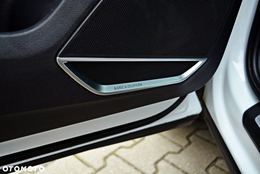 Audi Q3 45 TFSI quattro S tronic S line - 28