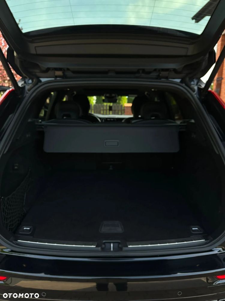 Volvo XC 60 B4 D Geartronic RDesign - 13