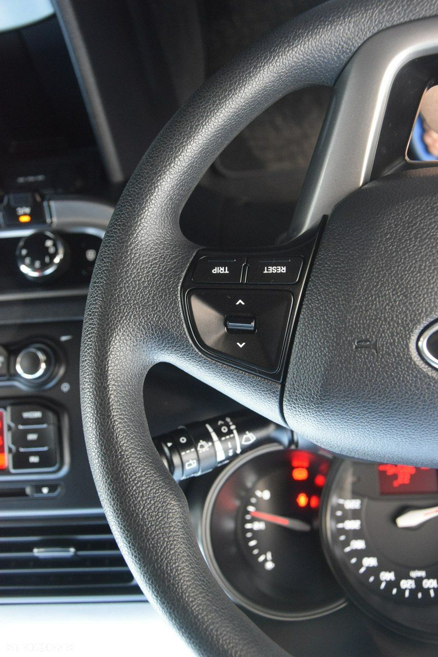 Kia Rio - 29