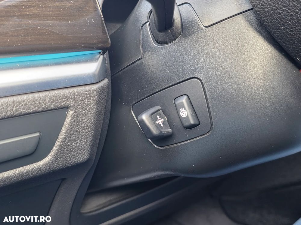 BMW Seria 5 520d Aut. Luxury Line - 31