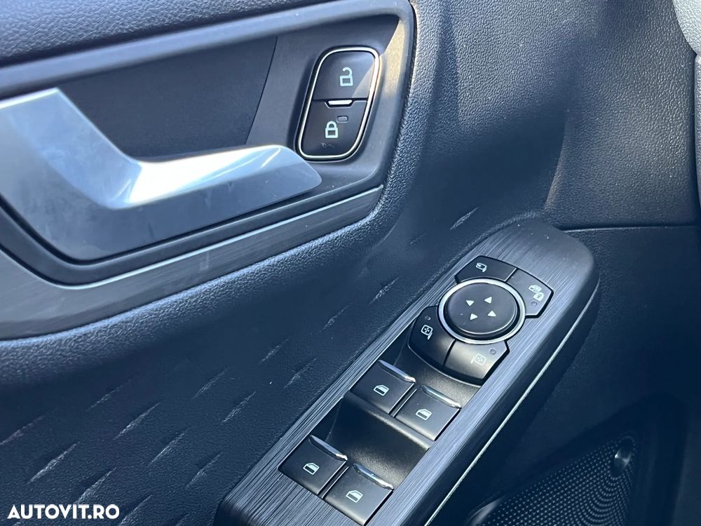 Ford Kuga 2.0 EcoBlue A8 AWD Titanium - 21