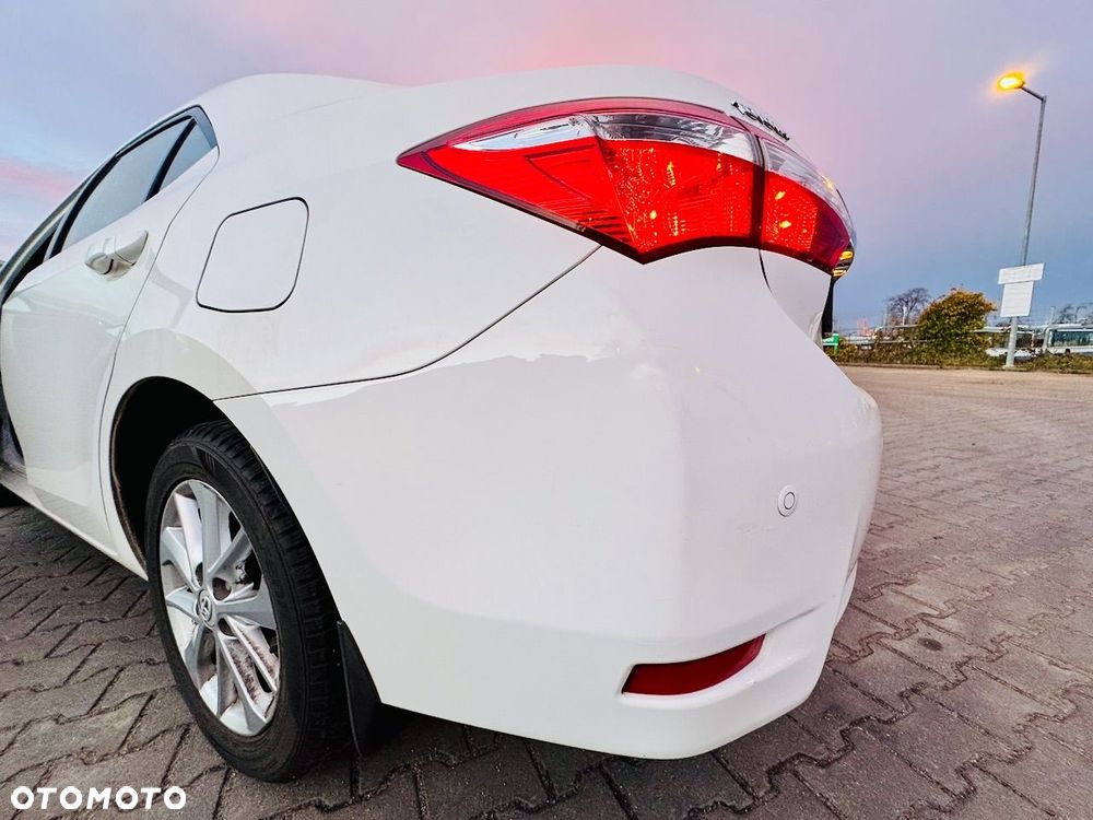 Toyota Corolla 1.6 Premium - 4