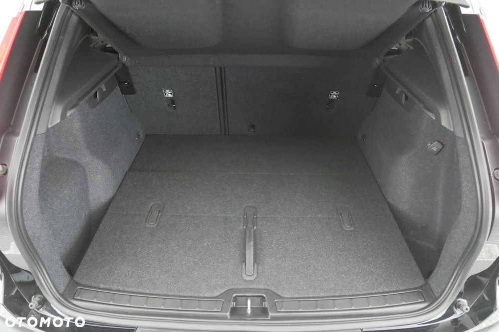 Volvo XC 40 - 16
