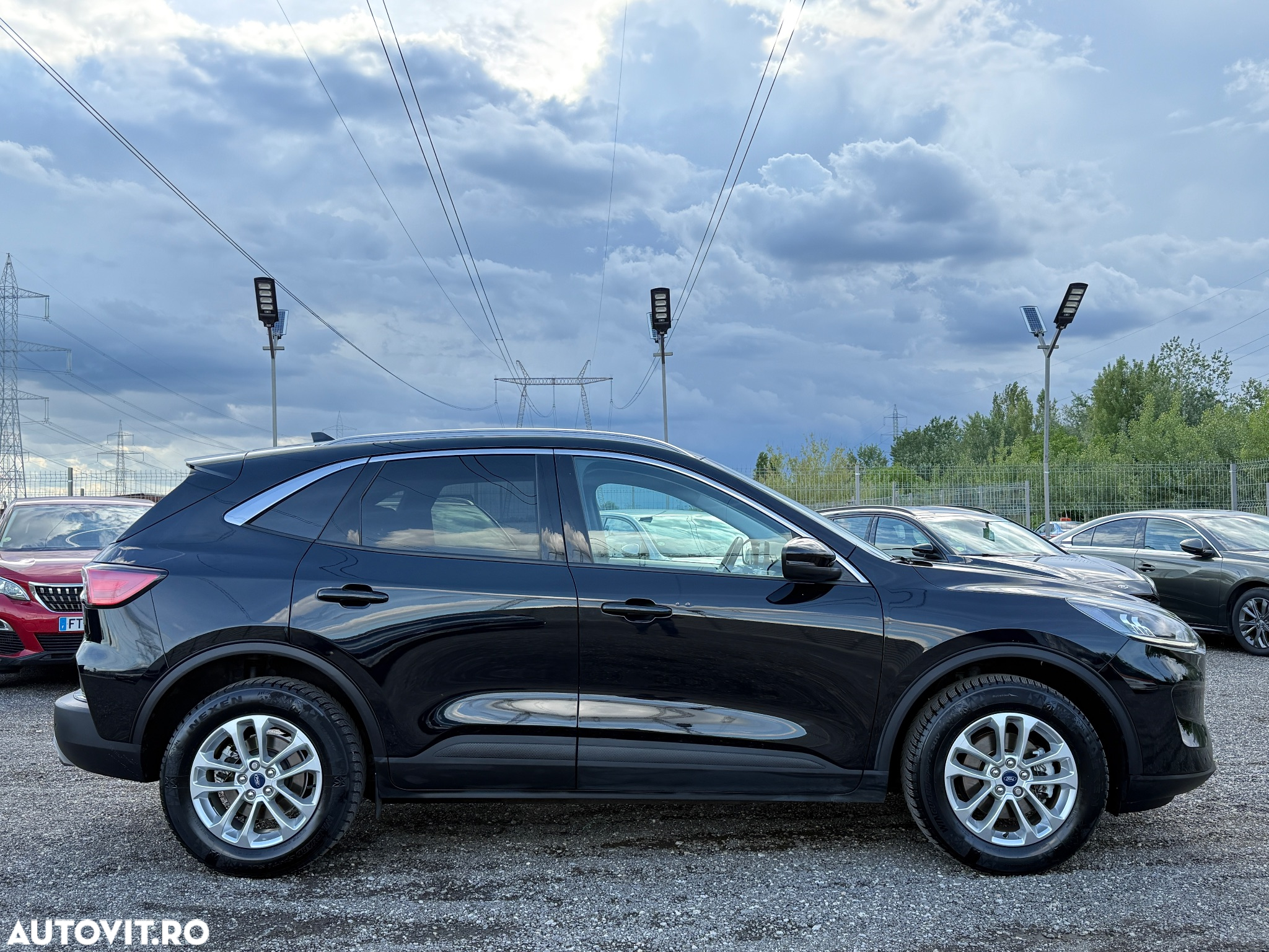 Ford Kuga 2.5 Duratec FWD FHEV Titanium - 13