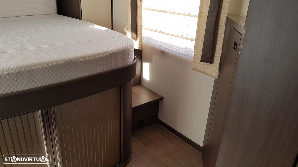 Burstner Viseo i 720 cama central - 14