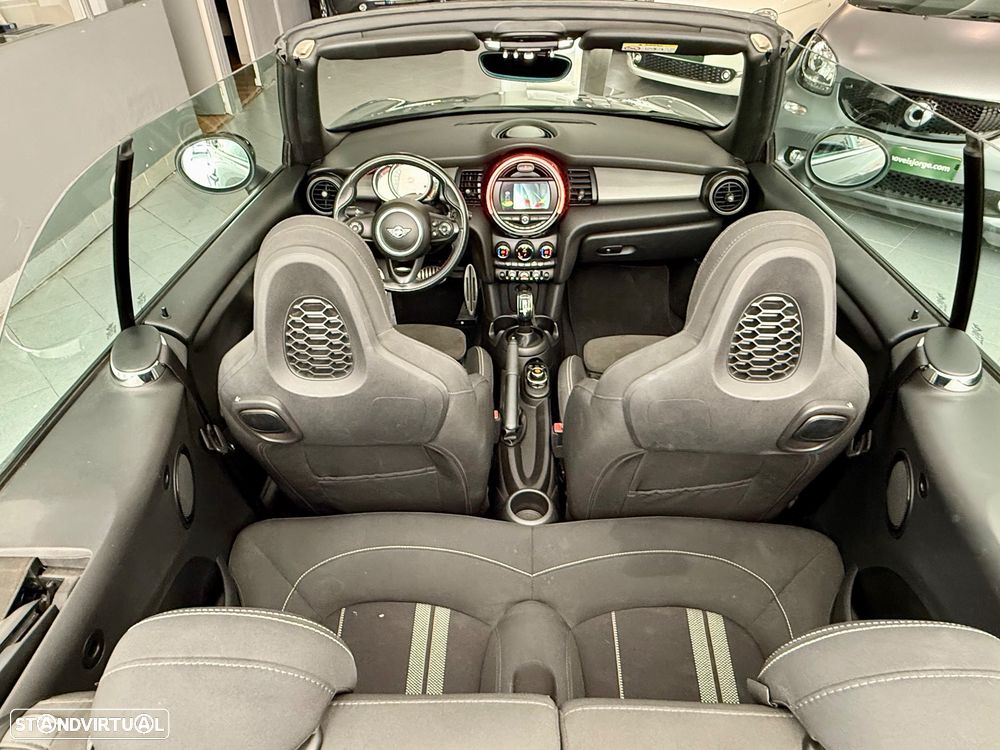 MINI Cabrio Cooper D Auto - 22