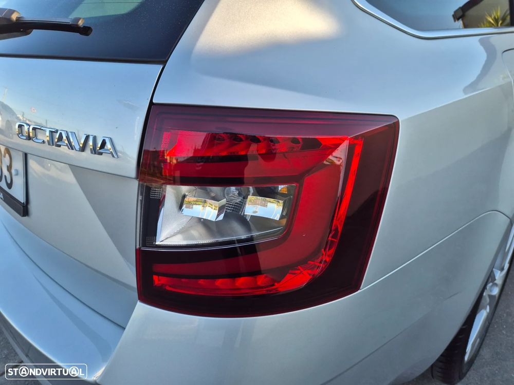 Skoda Octavia Break - 25
