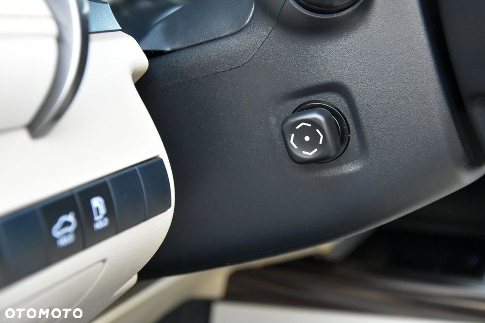 Toyota Camry 2.5 Hybrid Executive CVT - 40