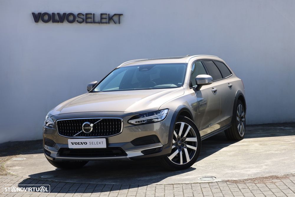 Volvo V90 Cross Country 2.0 B4 AWD - 1