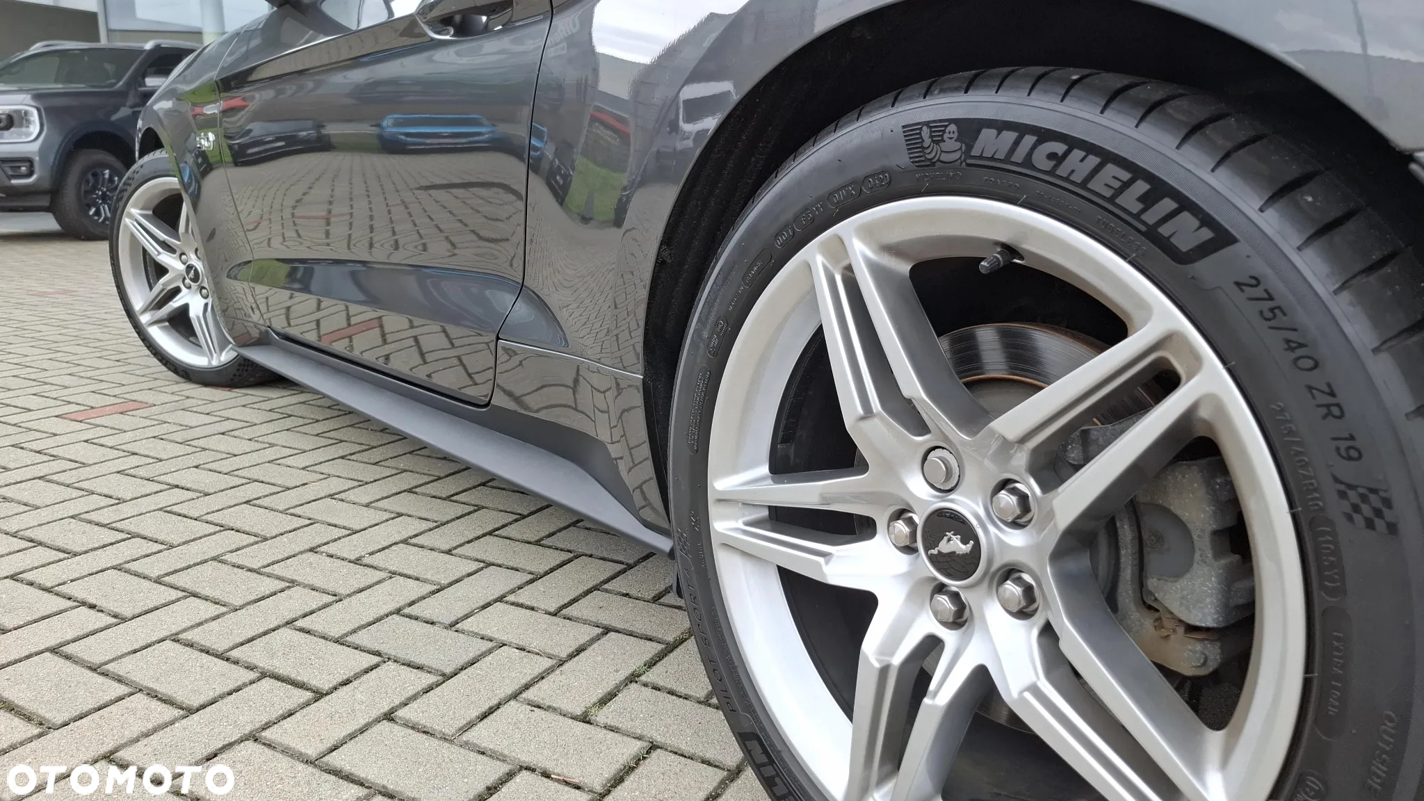 Ford Mustang 5.0 V8 GT - 12