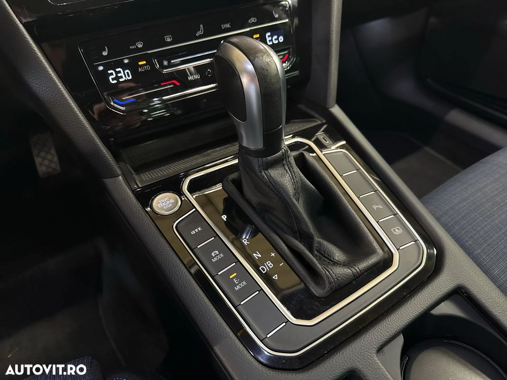 Volkswagen Passat 1.4 TSI DSG GTE - 24