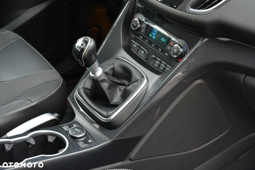 Ford Kuga 2.0 TDCi 2x4 Individual - 35