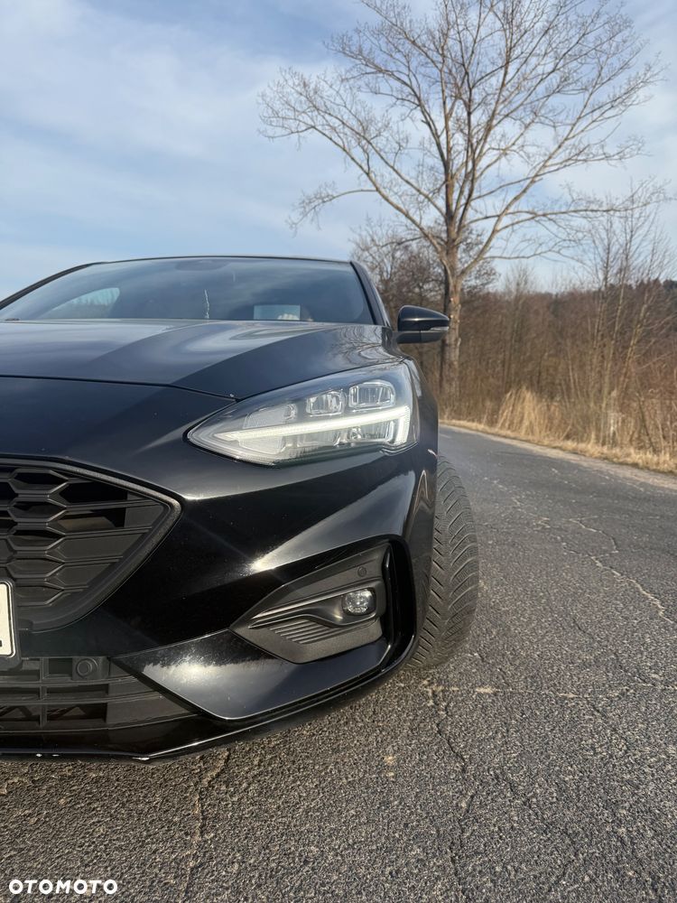Ford Focus 1.5 EcoBoost ST-Line - 9