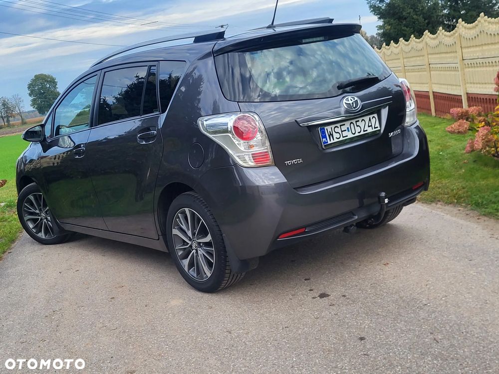 Toyota Verso - 17