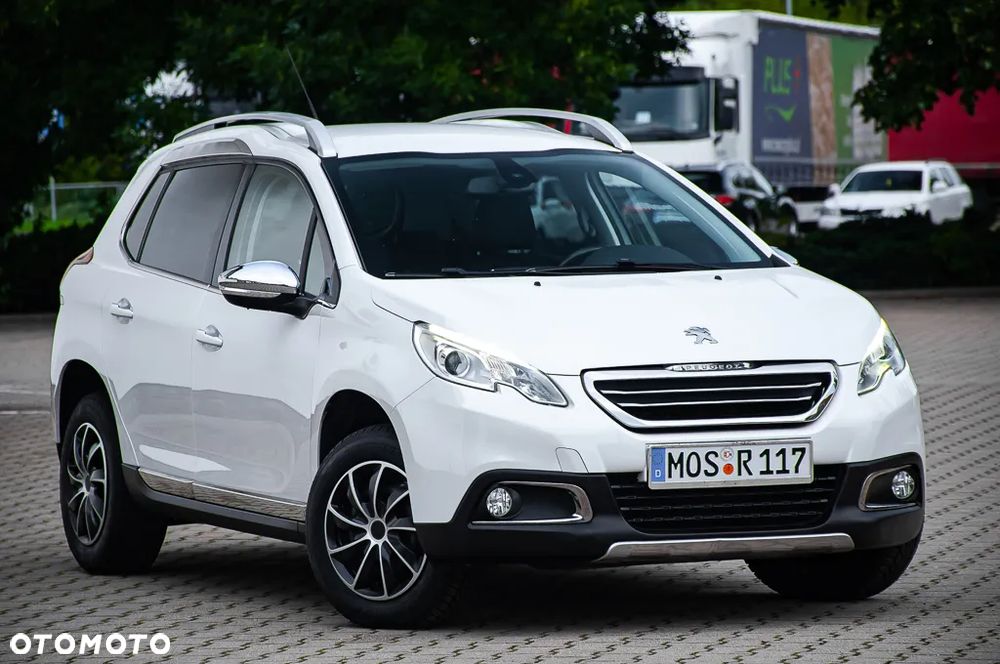 Peugeot 2008 120 VTI Allure - 2