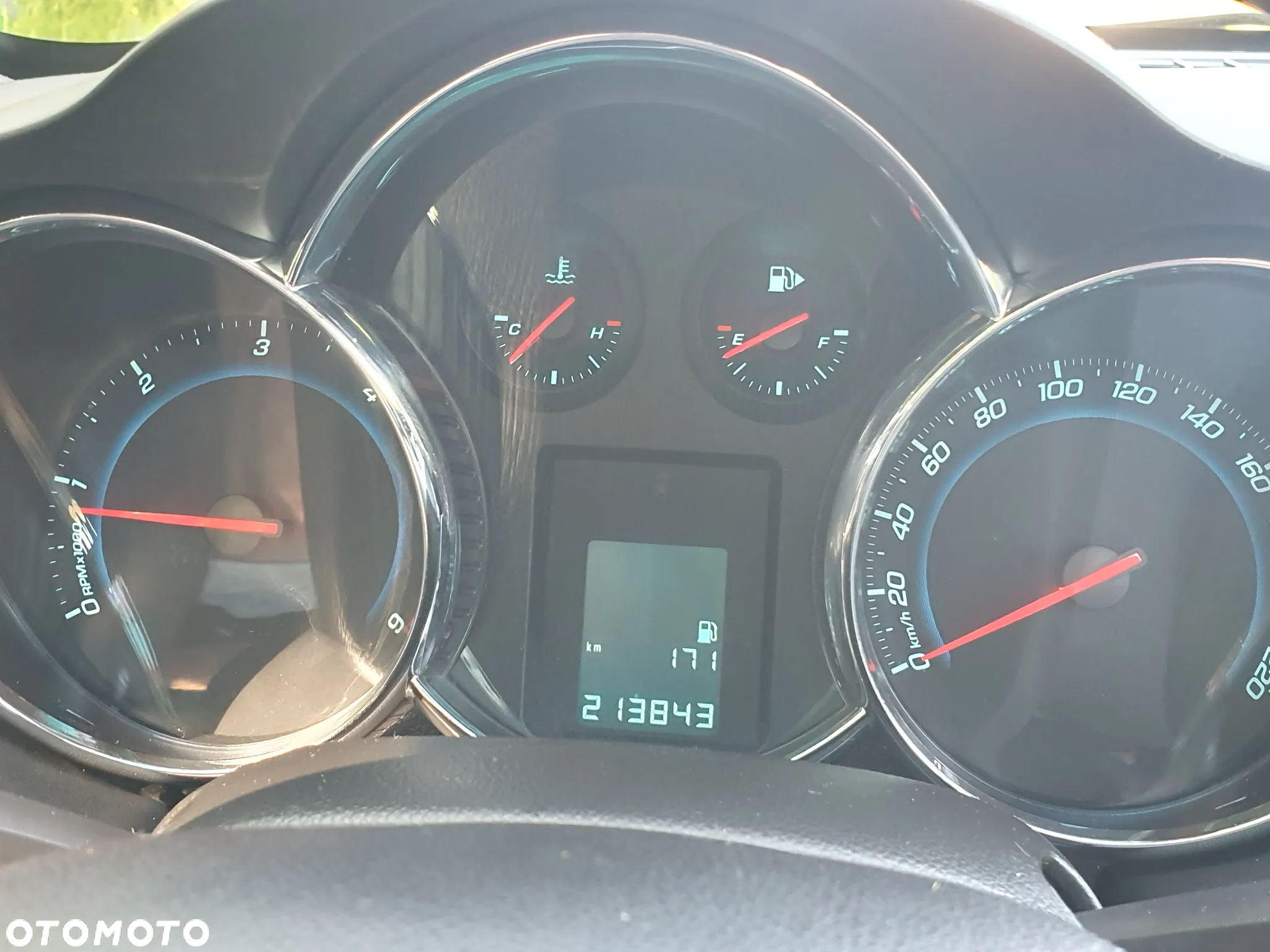 Chevrolet Cruze 2.0 D LT+ - 23