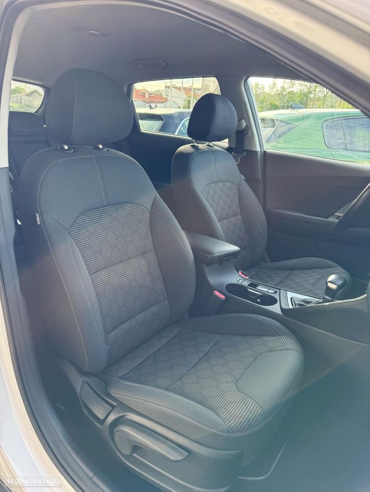 Kia Niro - 35
