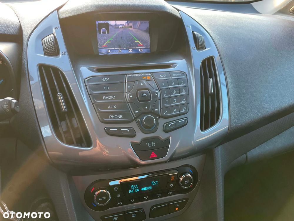 Ford Tourneo Connect Grand - 14