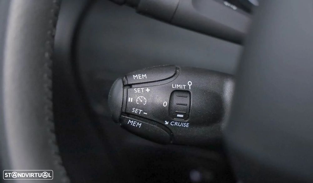 Citroën C3 Aircross 1.2 PureTech Shine EAT6 - 8