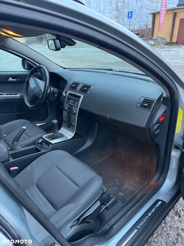 Volvo V50 2.0D - 10