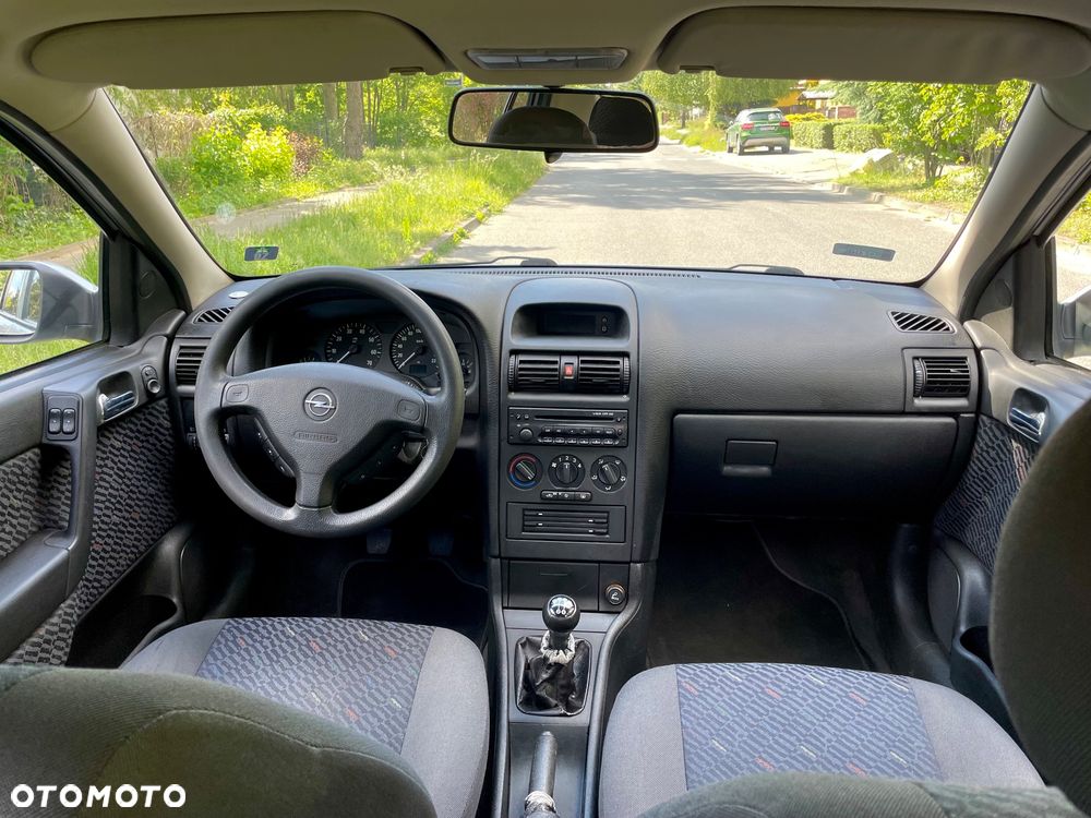 Opel Astra - 8